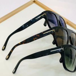 Picture of Tom Ford Sunglasses _SKUfw52140873fw